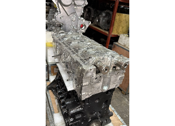 Hyundai Starex silindir kapağı